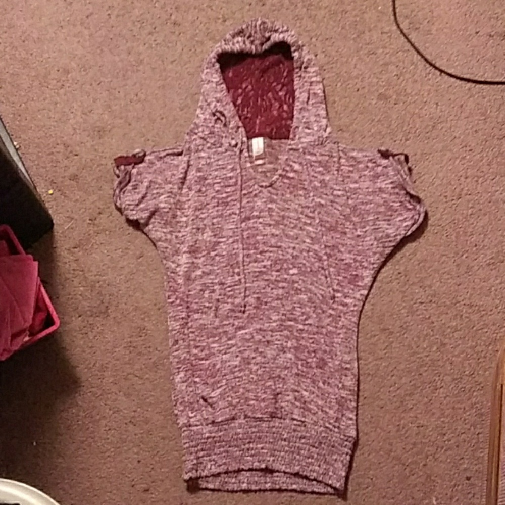Hooded T-shirt